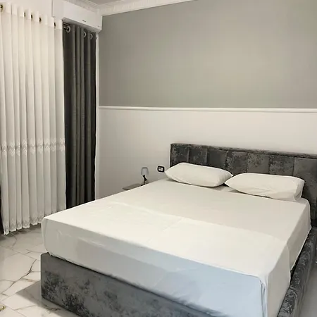 Joni בית הארחה 3*