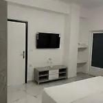 Joni Guest house