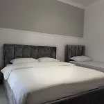 Joni Guest house
